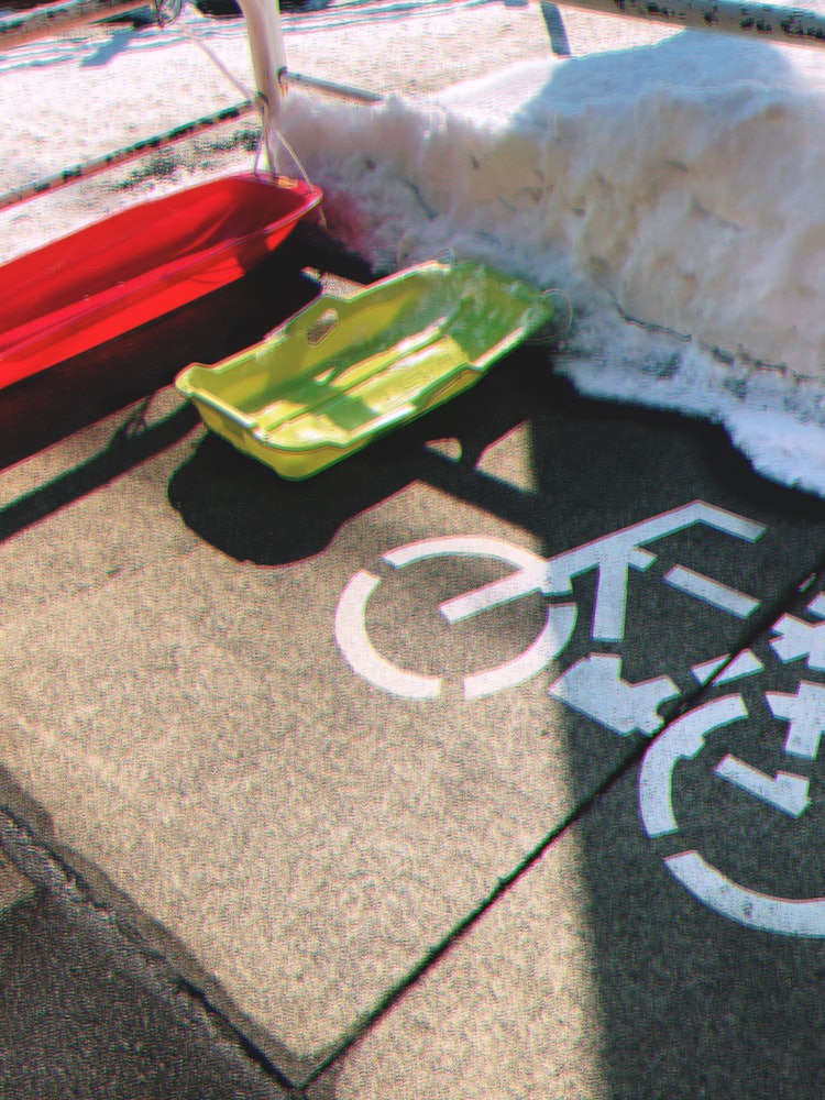 [Image1]In Sapporo City, Hokkaido, at the bicycle parking lot of a certain shopping mall.It is not uncommon 