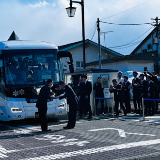 [이미지2]마을의 발전과 경제 발전에 크게 기여해 온 네무로 본선(후라노와 신토쿠 사이)은 오늘까지 운행을 지속합니다. 많은 철도 팬들이 지켜보는 가운데 