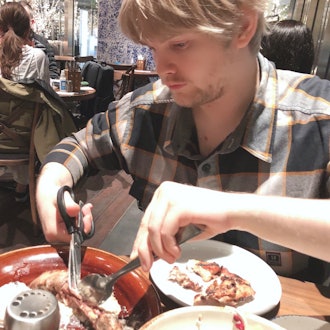 [Image2]We found a new favorite restaurant in Tamachi, Tokyo! The food was really yummy and the atmosphere w
