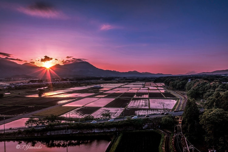 [Image1]It's exciting to be close to rice planting.Because you can take pictures of this kind of scenery.I t