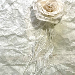 [相片2]用日本纸和桑葚纤维（和纸的原料）制成的花朵制成。我一边努力，一边想着一个创作出非常细腻但又能感受到意志力的精彩作品的人，他成了我最喜欢的孩子。全心全意