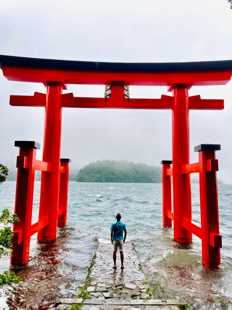 [Image1]Torii gate of Hakone ShrineIn Kanagawa