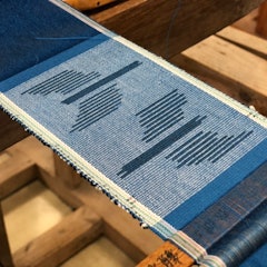 [Image2]At the Ryukyu Kasuri Kaikan in Haebaru, you can experience weaving ☆From elementary school children 