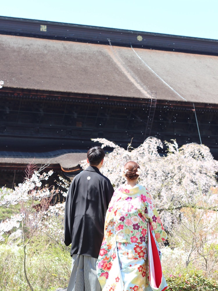 [Image1]At Zenkoji Temple, Nagano City, Nagano PrefectureThis is a photo taken before my sister's wedding.Ju