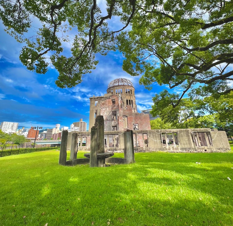 [Image1]Hiroshima - a beautiful cityI am very happy to have the opportunity to visit Hiroshima. I went to th