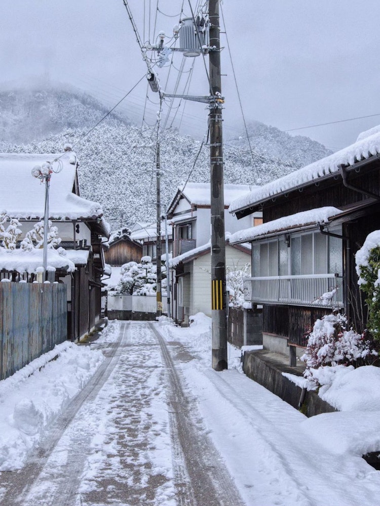 [Image1]Asago City, Hyogo Prefecture, snowy cityscape.