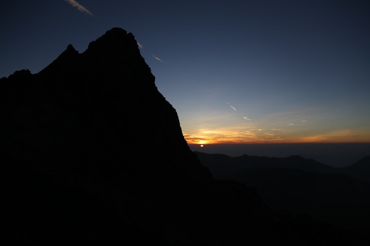 [Image1]Yarigatake and sunrise