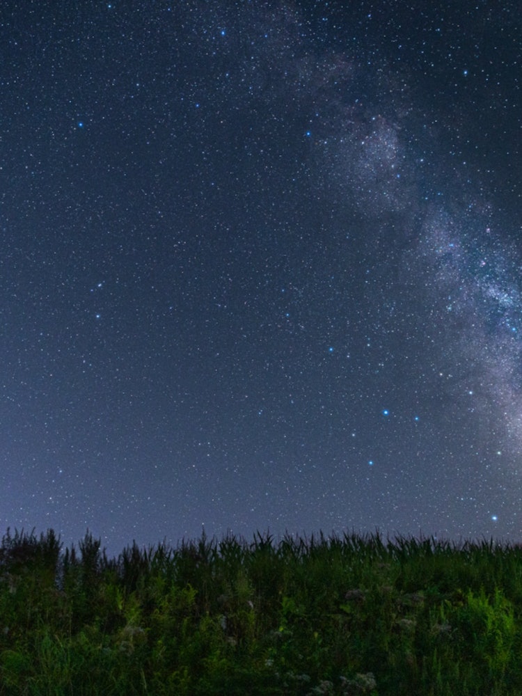 [Image1]The Milky Way rising from the earthA photo taken at Biei, which is also one of the best starscape sp