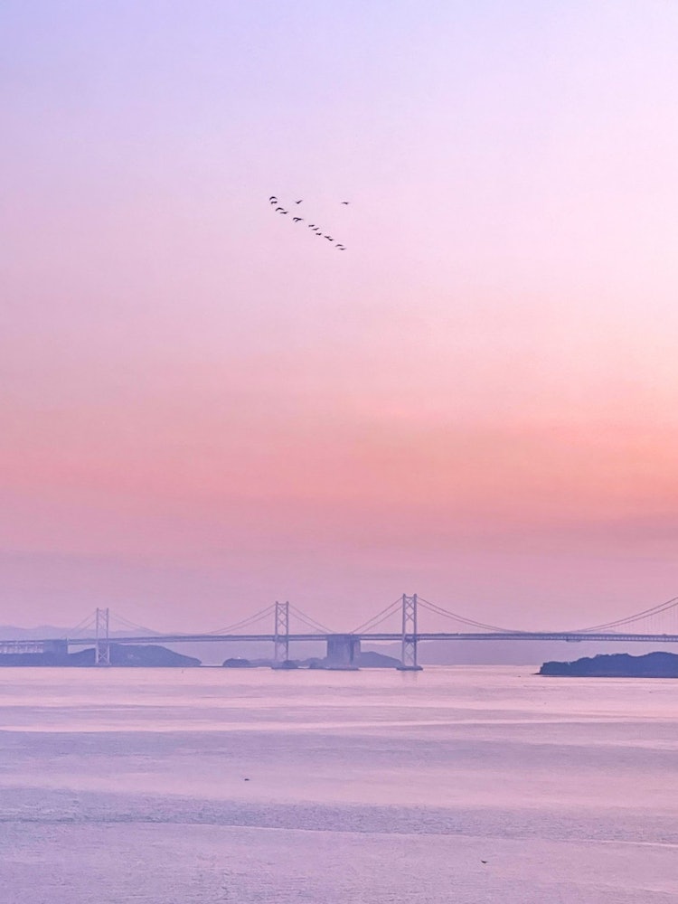 [相片1]日出時的瀨戶 被瀨戶的美麗風景所沖刷