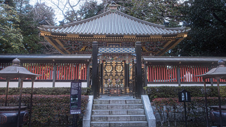 [相片1]仙台藩 祖先 日期 Masamune Koreiya Zuihoden这座建筑建于1637年，是伊达政宗亲王的神社这是一座华丽的陵墓建筑，保留了从1568~1600年持续的安土桃山文化的遗迹，并于19