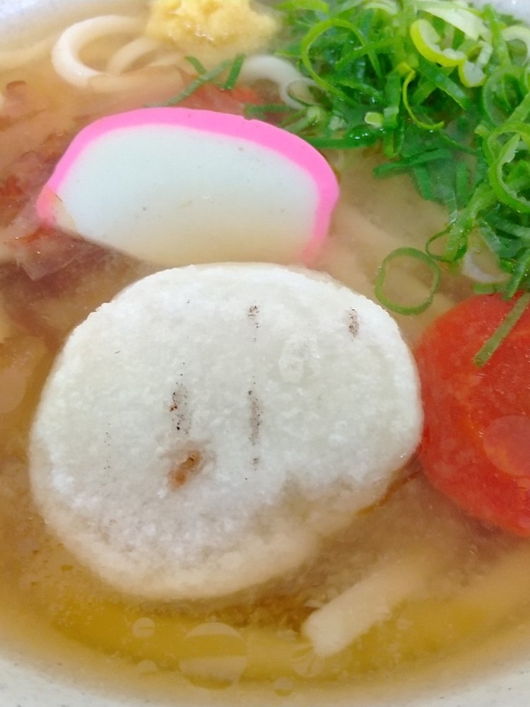 [Image1]Location: Udon restaurant in Takamatsu City, Kagawa Prefecture. Sanuki udon with anmochi. Especially