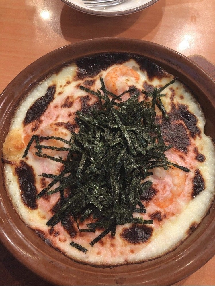 [Image1]Stopped by Saizeriya for lunch and got a cod roe and shrimp doria (たらこと海老のドリア).Saizeriya is always a