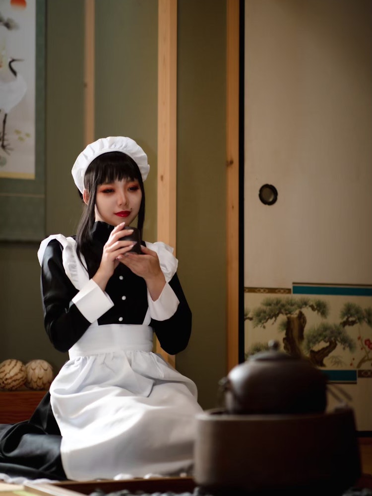 [相片1]原始女仆我在日式房间的照相馆里拍了这张照片！