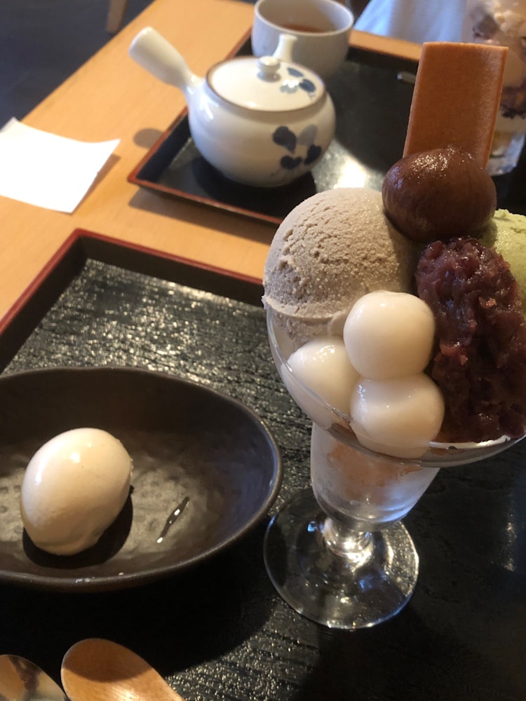 [相片1]在京都祗园设有总店的Kinako冰淇淋专卖店“Gion Kina”，受欢迎的No.1冻糕“Kina-Hapon”和“Made-Kitenana”包含在半码套装中。