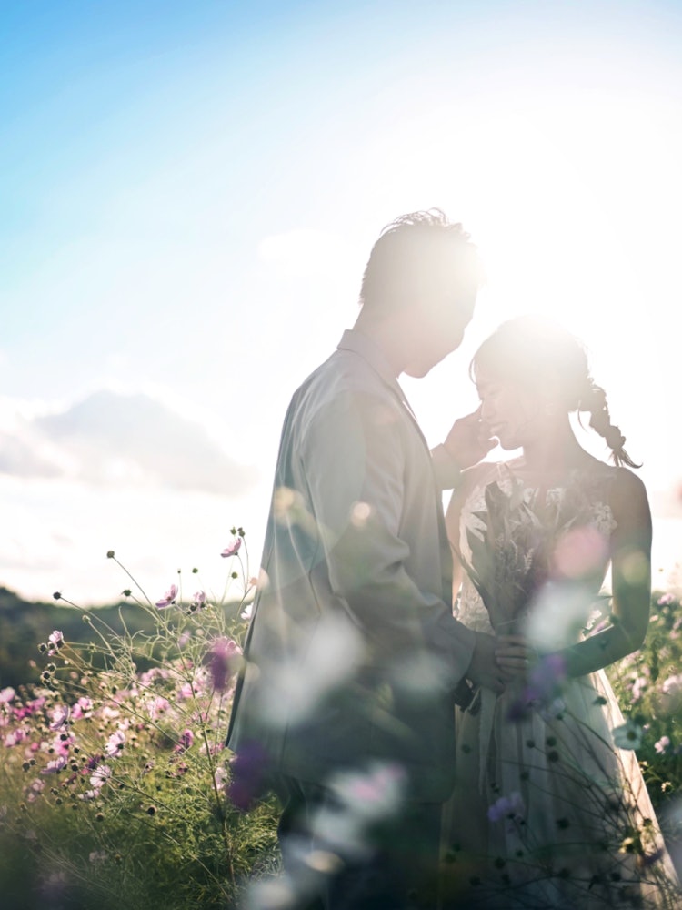 [相片1]（广岛推荐景点）#花站色拉👈 @hananoekisera 秋季花卉节至11/5清晨开放至10/31花站色拉的婚📸纱照一张昨天，我应婚纱照的要求，在天空晴朗的花站色拉拍了一张照片。我发布😊它是因为很高