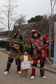 [이미지2]오사카노진(大阪の眞)⚔참전하기 전, 오사카 성에는 목에 프리 포옹 사인을 걸고 있는 천사가 있었다. 사무라이는 천사의 포옹을 더럽히고 싶지 않아 거절했습니다... 그러자 천사는 슬
