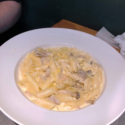 [Image1]Went and had some pasta at a small cafe called Abbraccio the other day. I got a cream and mushroom s