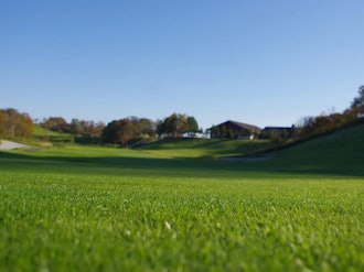 [Image2][Sweden Hills Golf Club]The 27 holes are developed in an integrated plan with the Traditional Japane