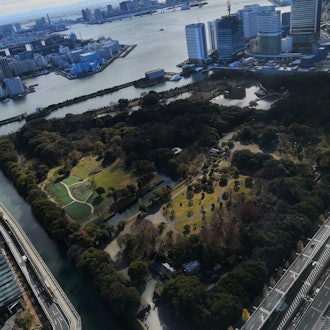 [Image1]Hamarikyu Garden.You can take a walk in a calm space rich in nature.At Nakajima's Ochaya you can enj