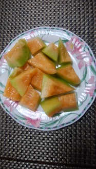 [Image2]It is a melon that grew up side by side. When I ate it, it tasted like a high-class melon.