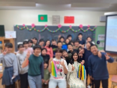 [이미지1]본교의 학생들이 하치오지 시의 한 초등학교에서 교류회에 참가했습니다. 함께 놀고 공부하는 매우 충실한 하루였습니다하치오지시😊는 유학생 자원봉사자가 많은 도시입니다. 하치오지에서 함