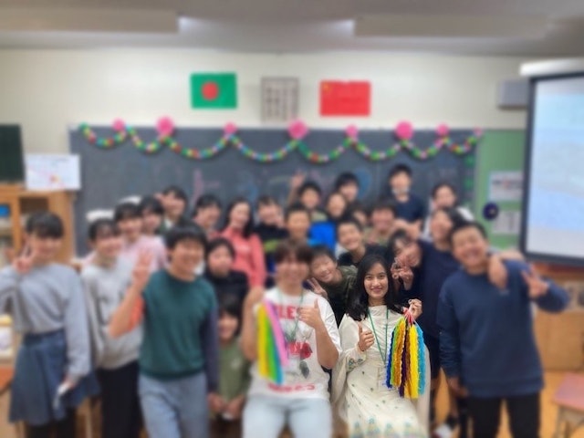 [画像1]本校の学生が八王子市の小学校の交流会に参加しました。 一緒に遊んで、一緒に勉強してとても充実した一日だったそうです😊八王子市は留学生ボランティアが充実した街です。 ぜひ、八王子で一緒に日本語を学びませ