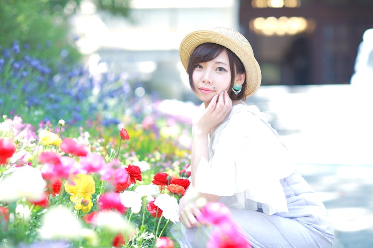[画像1]神戸旧居留地神戸の旧居留地には綺麗な花々がたくさんあります♫素敵な建物と一緒にお花も楽しんでみてはいかがでしょうか？