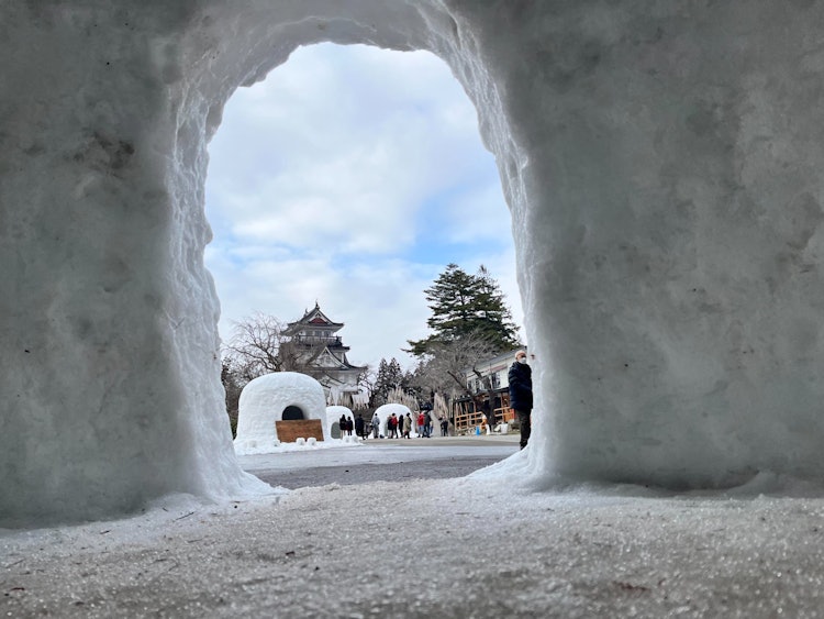 [Image1]A lifetime experience. Staying inside an igloo and watching beauty of Japanese architecture is a rea