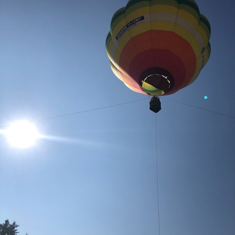 [相片1]【清晨熱氣球體驗】我們參加了十勝自然中心舉辦的熱氣球體驗！停泊飛行約5分鐘。從30米高的天空中看出去的景色是一個不同的世界！清晨清新的空氣令人耳目一新，非常愉快✨。直到12月10日，它將僅在清晨舉行。