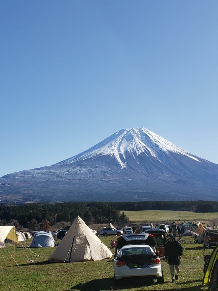 [画像1]ふもとっぱらキャンプ場この日は雲もなく空気がすんでいて最高だった