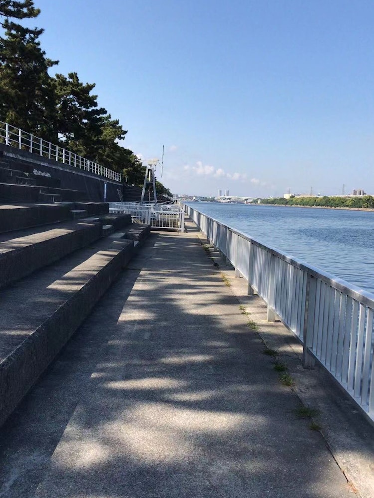 [Image1]A panoramic view ✨ while walking through the harbor of Hamadera Park, Sakai CityI can't resist the f