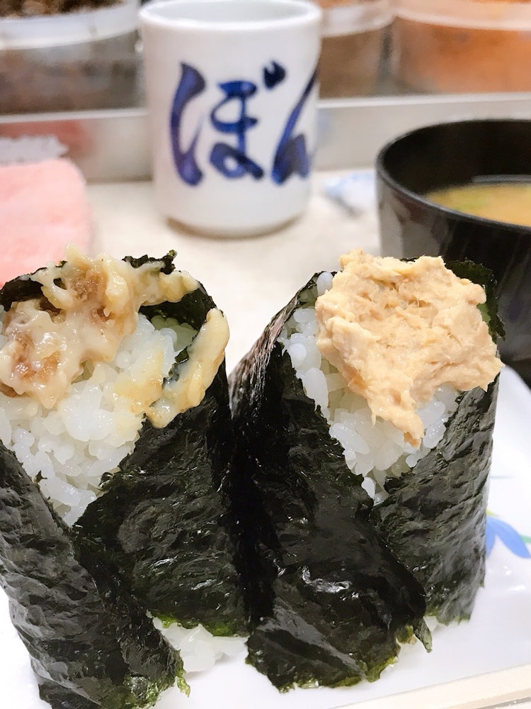 [Image1]Bongo is a rice ball just a short distance from Otsuka Station in Tokyo. Speaking of onigiri, it is 