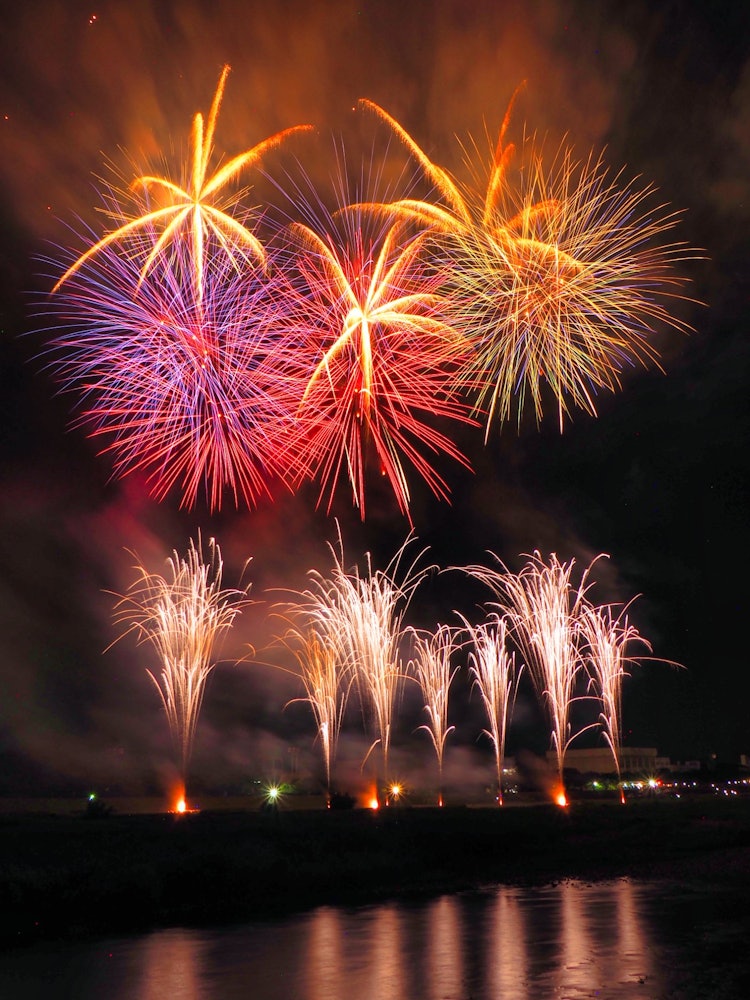 [Image1]Fireworks festivals that had been canceled due to Corona were held in various places this year. Than