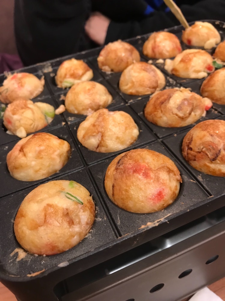 [Image1]Why is takoyaki made almost exclusively from wheat flour so delicious?