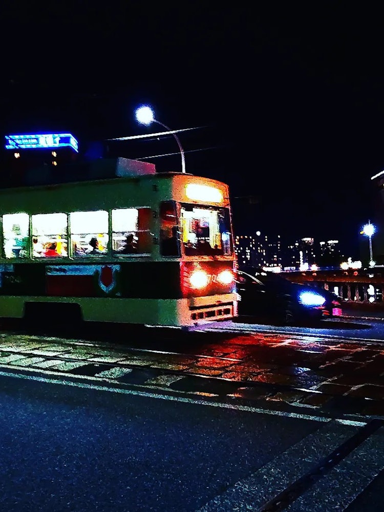 [Image1]Hiroshima / Hiroshima Hiroshima City / HiroshimaI took a famous photo of the streetcar in Hiroshima.