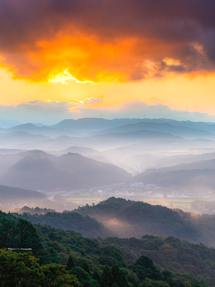 [相片1]日本的夏天大夫山的晨曦兵庫縣內