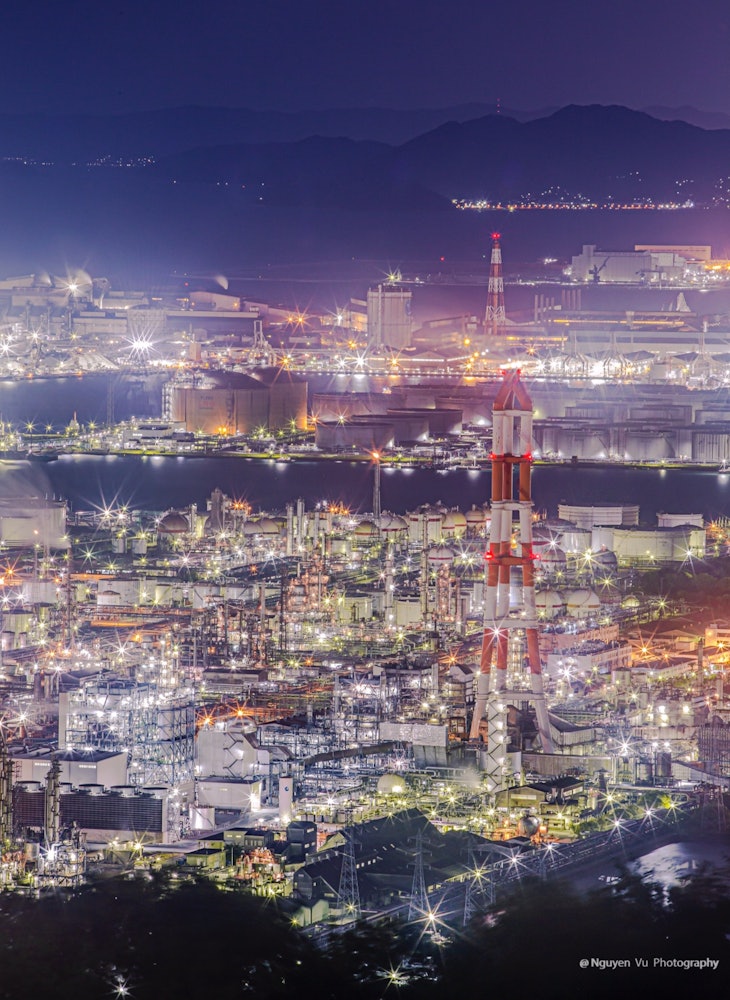 [相片1]電暈後日本的景點閃閃發光的水島建築群的夜景2021.4岡山縣倉敷市