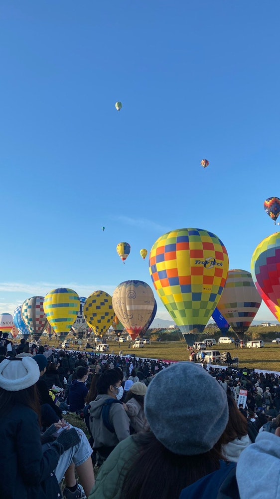 [Image1]Balloons floating in the blue sky are a winter feature of the saga