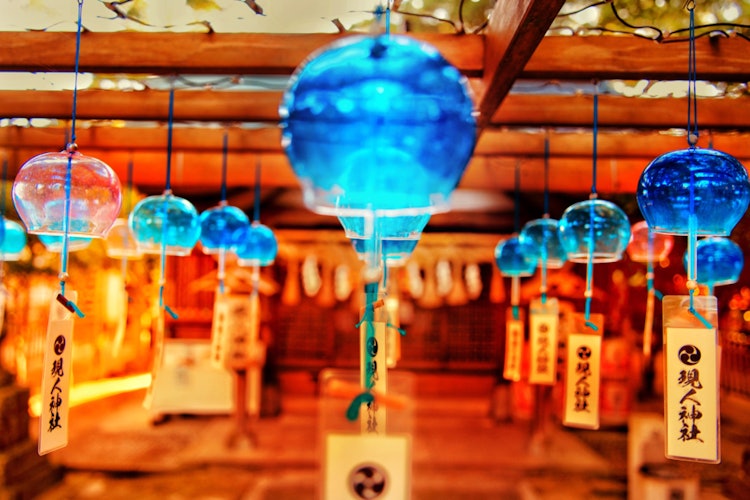 [相片1]风铃祭典是日本的夏日氛围五彩缤纷的“许愿穆苏比风铃”将你的愿望带给🎐上帝福冈县 中川市 中 3-6-20“玄仁神社”“风铃节” ⛩ 🎐