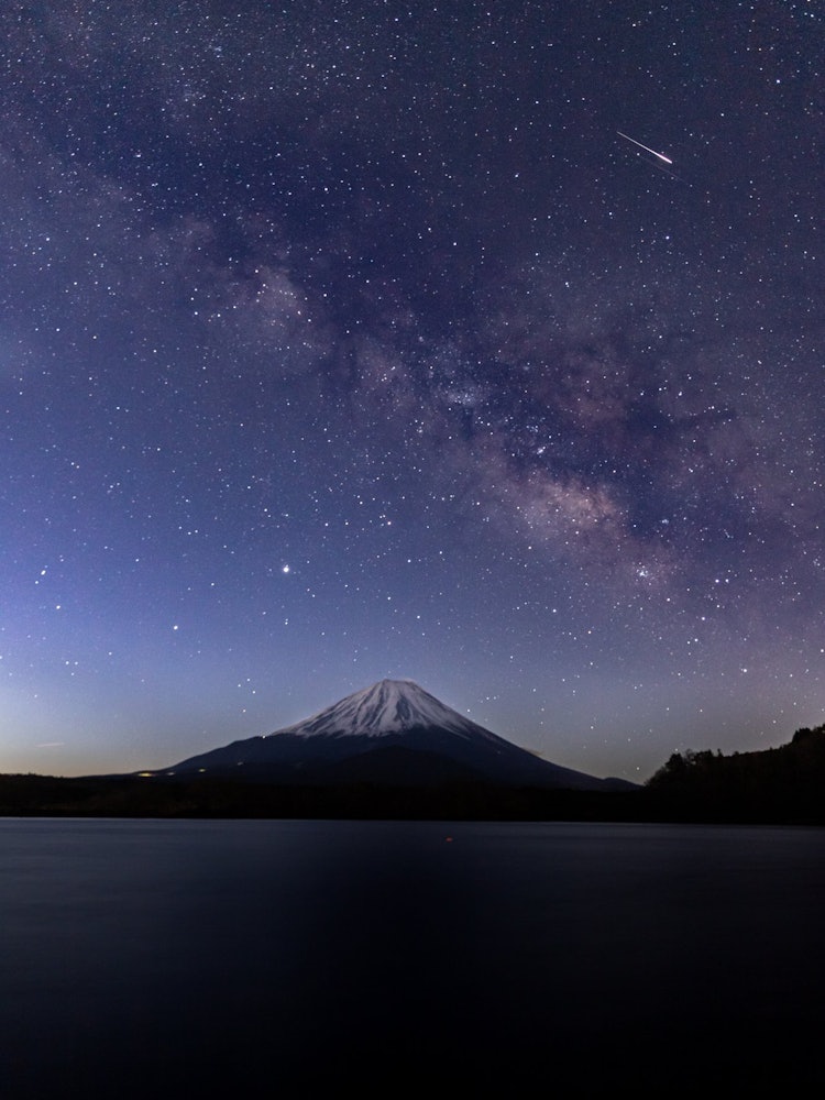 [相片1]山梨縣的精進湖！富士山，銀河系和流星！！