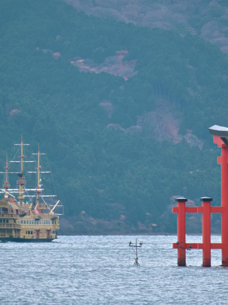 [Image1]My today's recommendation is Hakone. From where one can see several things, like lake ashi, mount fu