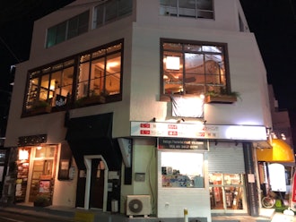 [画像1]明けまして🥳おめでとうございます こたつカフェに行ってみたくて、ついに下北沢で見つけた!カフェステイハッピーと呼ばれ、私を幸せ😊にしました雰囲気と食べ物は本当に良かった❤️です