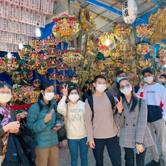 [Image1]【English/Japanese】 I went to the rooster market in Hachioji with some of my students! There is an Ot