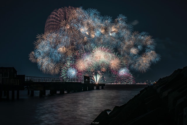 [Image1]Tsu fireworks festival.The large cypress thousand rings are a masterpiece.Photographed from the oppo