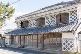 [이미지1]【이즈 분야】메이지 43년(1910년)(1910년)에 지어진 이즈분 저택은 한때 기모노 상인이 운영했던 곳입니다.마쓰자키조에서는 소유주가 기증 한 건물로 내부는 메이지 시대를 대표