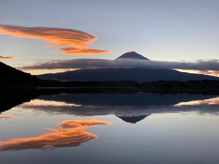 [相片1]黎明時的富士山夏天的富士山靜岡縣狸湖