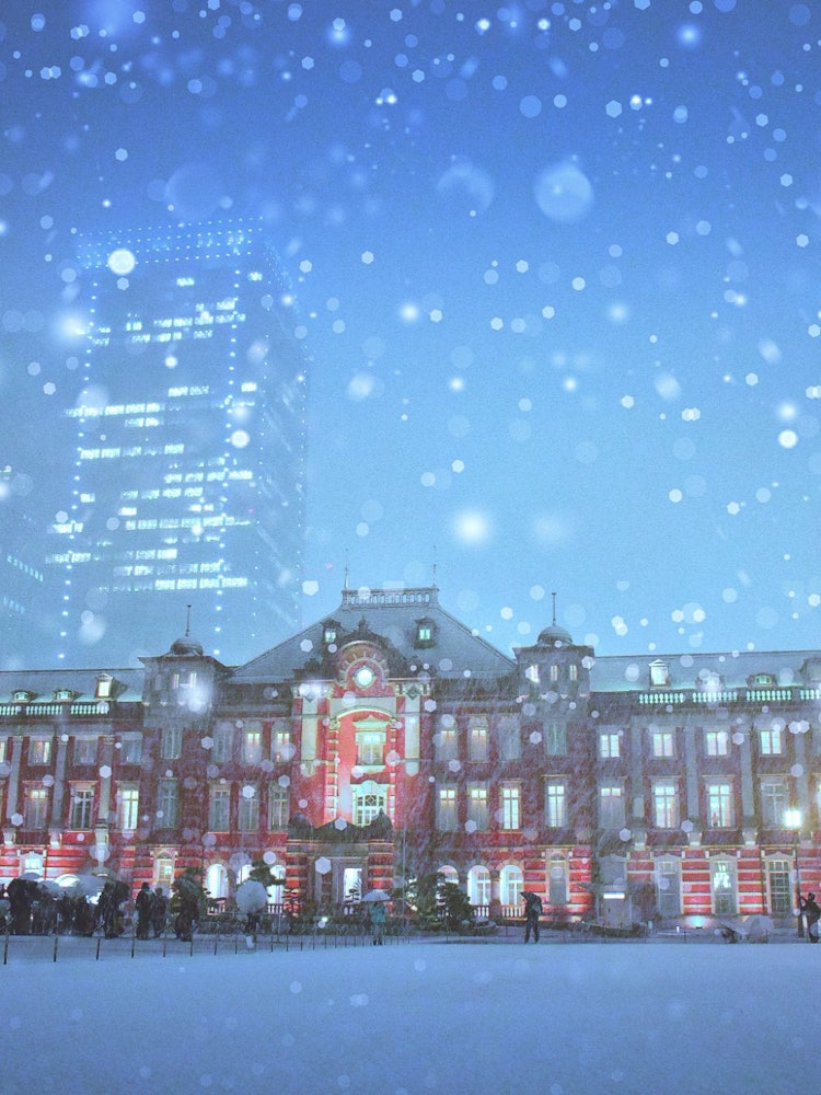 [Image1]Have you ever seen Tokyo station covered in a soft blanket of snow? It's truly a breathtaking sight 