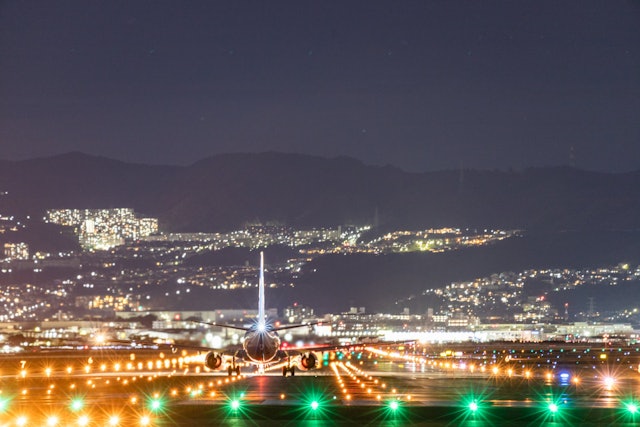 [Image1]Itami Airport in Osaka!Wonderful night view when the sun goes down!