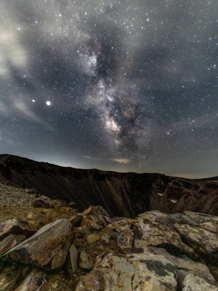 [Image1]Jododaira, Fukushima Prefecture.The collaboration between the rocky area and the starry sky, combine