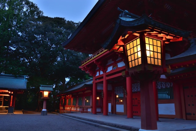 [Image1]Hikawa Shrine is a Musashi Ichinomiya shrine in Saitama Prefecture.The red building of Hikawa Shrine